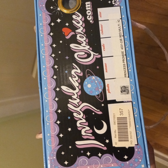 PRINCESS PROMISE Irregular Choice, Size 42, Heels W/ Glitter, US 10/11 - Picture 3 of 9